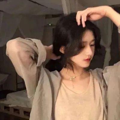 修学旅行时被分进了合不来的组